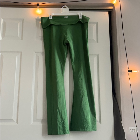 PINK Victoria's Secret Kelly Green Yoga Pants - Picture 4 of 6